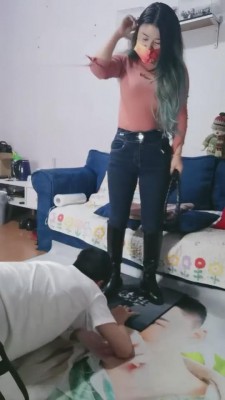 【妖精】贱绿帽求娶主人皮靴为妻 bf5463 -套路艾彩视频