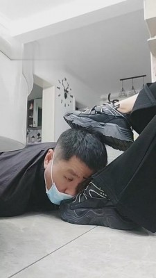 【文文文】老爹鞋素人全体重踩踏 bf5066 -套路艾彩视频