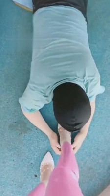 【多多】剧情-上级领导沦为狗 bf5104 -套路艾彩视频