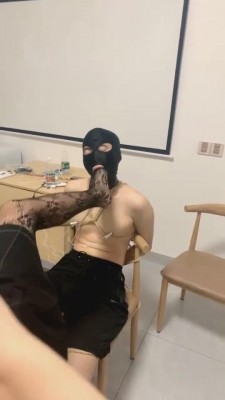 【诗诗】双胞胎S-坐脸/口水/电击乳头 bf970 -套路艾彩视频