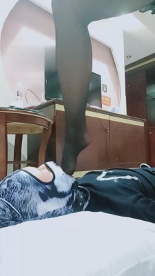 【雪s】美容院老板娘黑丝诱惑狗 bf1143 -套路艾彩视频