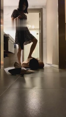 【上海糖糖老师】御姐调男友-花絮 bf1640 -套路艾彩视频