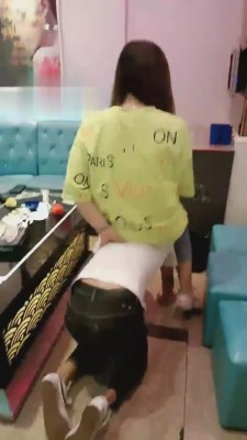 【平凡】KTV小白鞋碾压家奴-耳光口水 bf1859 -套路艾彩视频