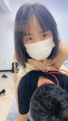 【小乔】骑马/夹头/钻胯/虐乳/耳光/踩踏 bf2055 -套路艾彩视频