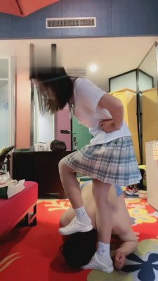 【晚晚】JK小姐姐修理学生狗 bf209 -套路艾彩视频