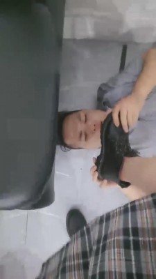 【滔滔】下雨天也抵挡不了犯贱 bf2232 -套路艾彩视频