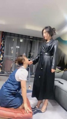 【歌迪丝】老母狗的嘴果然舒服【上】 bf2288 -套路艾彩视频