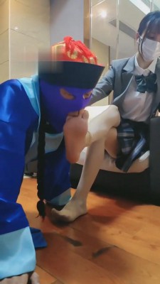 【暴力美学】空军鞋耳光-强迫坐脸窒息-踢裆深喉 bf3112 -套路艾彩视频