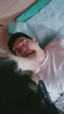 【紫钰大人】闻超臭丝袜恋足吃袜子 bf3190 -套路艾彩视频