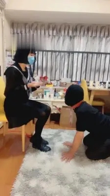 【东莞依主】过膝袜皮鞋重度踢裆 G-210710-13 -套路艾彩视频