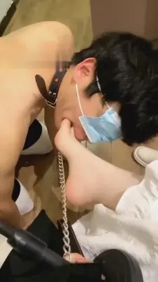 【淼淼】大学生S欺负抖M男友 -套路艾彩视频