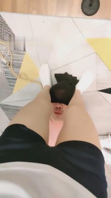 【丫丫啊】捆绑坐脸窒息专场-踩踏/滴蜡舔脚 G-210731-4 -套路艾彩视频