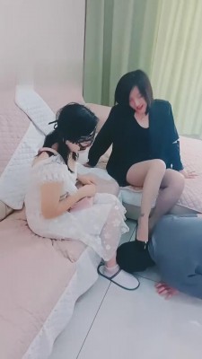 【羽诺】女同学来看我调教狗 bf15782 -套路艾彩视频