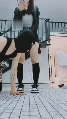 【一茶】学生S过膝袜羞辱班主任 bf16034 -套路艾彩视频