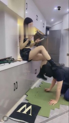 【初见】被酒吧陪酒小妹踩踏/口水羞辱 bf16040 -套路艾彩视频