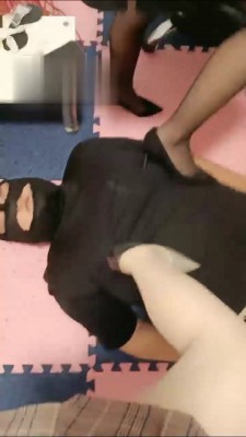 【海绵大大】双S近距离虐圈养狗【双视角版】 bf16497 -套路艾彩视频