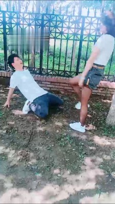 【南城天姬】户外逮住偷窥奴遛狗 bf16648 -套路艾彩视频