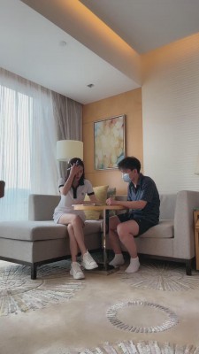 【筱月】家庭老师做狗-小白鞋白袜 bf13917 -套路艾彩视频