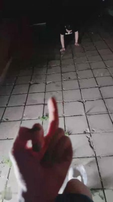 【领主老大】天台好好教训贱货 bf13871 -套路艾彩视频