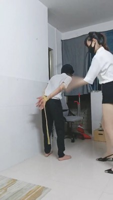 套路直播视频【美娜格格】身高差-长腿S袜子塞嘴暴力虐打 bf24204 -套路艾彩视频