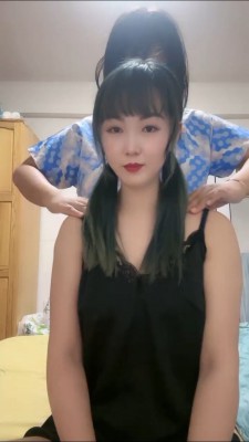 套路直播视频【萝莉刑】享受闺蜜的伺候