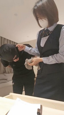 套路直播视频【芊兮殿下】猥琐男经理偷闻丝袜被逮住虐 bf24276 -套路艾彩视频
