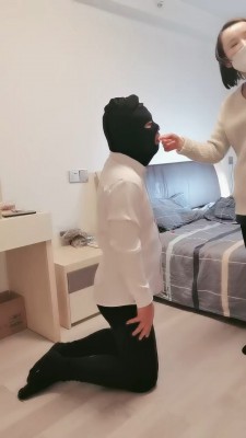 套路直播视频【君舞女王】教闺蜜做S恋足 bf24486