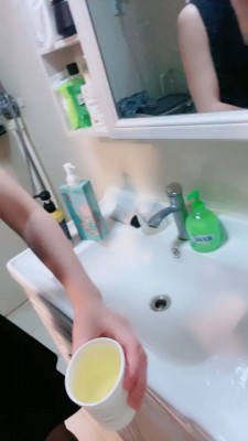 套路直播视频【美丝大大】带闺蜜入圈调/强迫喝圣水/滴蜡/美腿诱惑【双视角版】bf24800