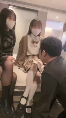 套路直播视频【月月大大】带素人小姐妹入圈调狗 bf24843