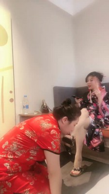 套路直播视频【歌迪丝S】调教心心念念的三姨骚母狗 bf24816 -套路艾彩视频