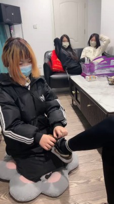 套路直播视频【全国女M】推荐-精神小妹群调母畜 bf25102 -套路艾彩视频