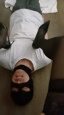 套路直播视频【米小唐】开发新狗高跟虐乳/勒脖黑丝脚深喉 bf25180 -套路艾彩视频