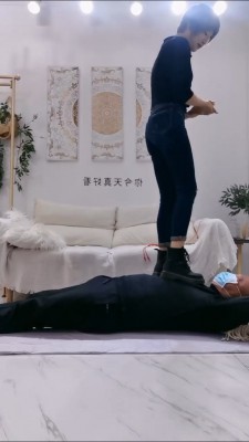 套路直播视频【武汉好运女王】重度全体重踩踏 bf25340 -套路艾彩视频
