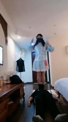 套路直播视频【漫主】短靴玩小奶狗 bf25654