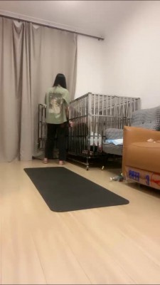套路直播视频【暴力美学】白丝裸足羞辱/踩踏喂食/转胯遛狗/鞭打揪耳朵 bf26104 -套路艾彩视频