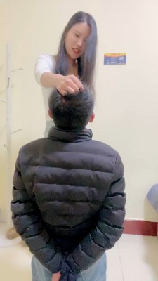 套路直播视频【孤傲女帝】反绑刑虐-踢踹/连环耳光 bf26113