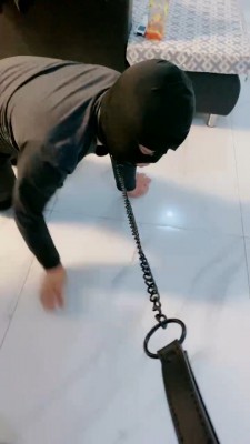 套路直播视频【缘彼大大】狗笼圈养双狗/喂食/狂舔原味jio bf26061