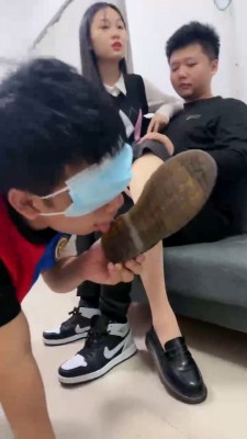 套路直播视频【素人星探】情侣主调绿帽第二弹-sp/踩踏/舔脏鞋底/闻鞋子臭脚 bf26019 -套路艾彩视频