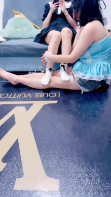 套路直播视频【苏恩】母畜-双S白袜辱闺蜜 bf26232
