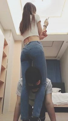 套路直播视频【美娜格格】高帮帆布鞋白棉袜辱狗/喝圣水/转胯 bf26382 -套路艾彩视频