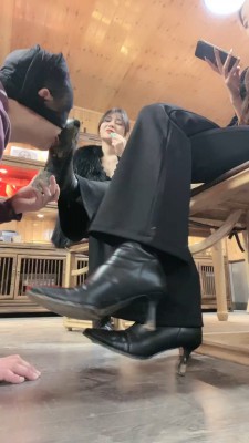 套路直播视频【沅芷大人】双S-舔满是泥巴的脏鞋底【双视角版】 bf26791 -套路艾彩视频