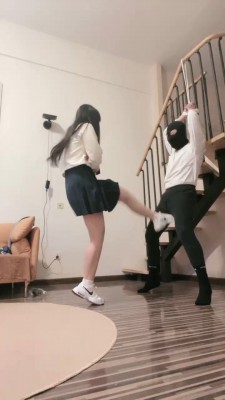 套路直播视频【礼礼大大】双S-小白鞋+棉袜+裸足重度提档【双视角版】 bf26703 -套路艾彩视频