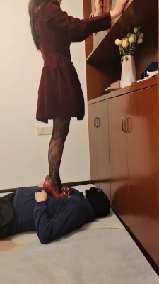 套路直播视频【万灵】高跟黑丝+长靴全体重跳踩 bf26708 -套路艾彩视频