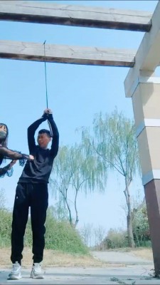 套路直播视频【魅影女神】野外惩罚-提档/打骂/圣水羞辱   JS23040301 -套路艾彩视频