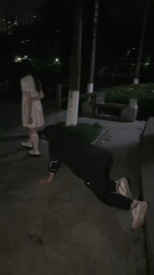 【绝美双S】姐妹花户外遛狗-捆绑树上各种羞辱 bf27478 -套路艾彩视频