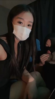 【汐言】网吧包间偷闻鞋子被发现【上】 bf27239 -套路艾彩视频