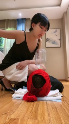 【千条姐】重口呕吐物-拉丝口水+浓痰+呕吐物强迫吞咽 bf27141 -套路艾彩视频