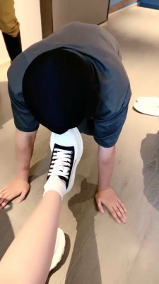 【上海赵丽颖】亲母女群调-骑马转胯爬行/舔帆布鞋长靴高跟 bf27604 -套路艾彩视频