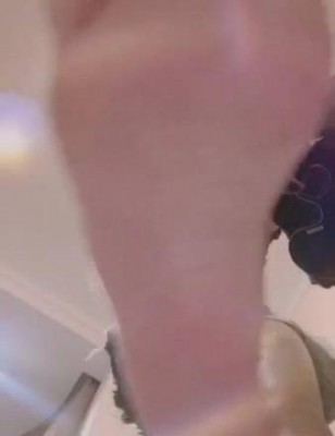 GTS高颜值晴主女巨人pov踩踏【pov必买】第一视角GTS踩踏语言羞辱超刺激YC-220702-4