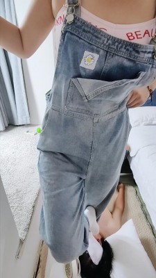 【00后小彤】运动鞋踩踏，闻鞋袜嘴洗袜子 YC-220701-3 -套路艾彩视频